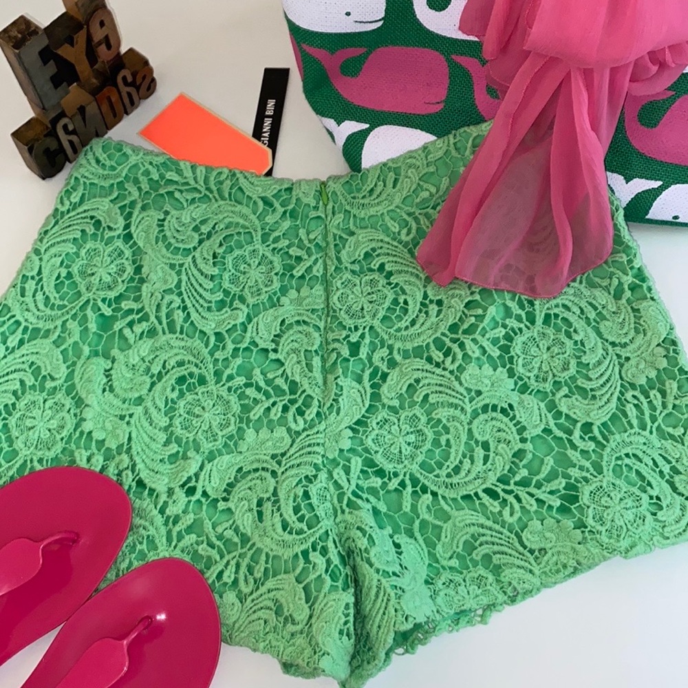 🆕GIANNI BINI ‘Lynda’ Short in Spearmint Lace